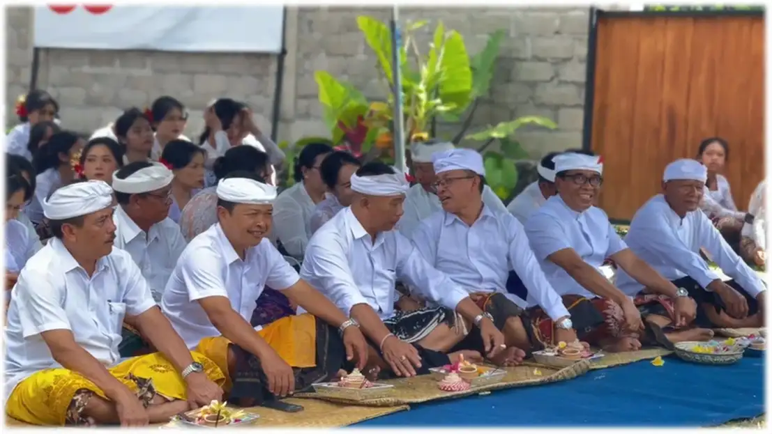 Kegiatan Mlaspas Padmasana Baru